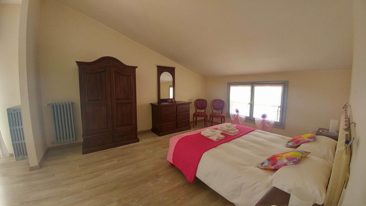 Albergo Motta Sale Marasino Exterior photo